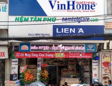 Cửa Hàng Bán Nệm Giá Rẻ Đường Cách Mạng Tháng 8