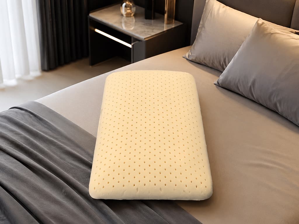 Thiết kế kiểu Oval truyền thống phù hợp với nhiều tư thế ngủ